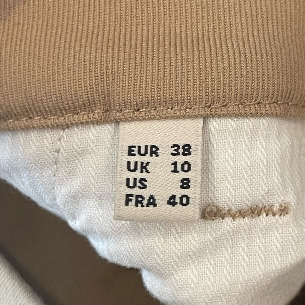 Gant Women's Tan Wide-Leg Cropped Pants, US Size 8, Cotton Blend, Classic Khaki - Picture 6 of 16